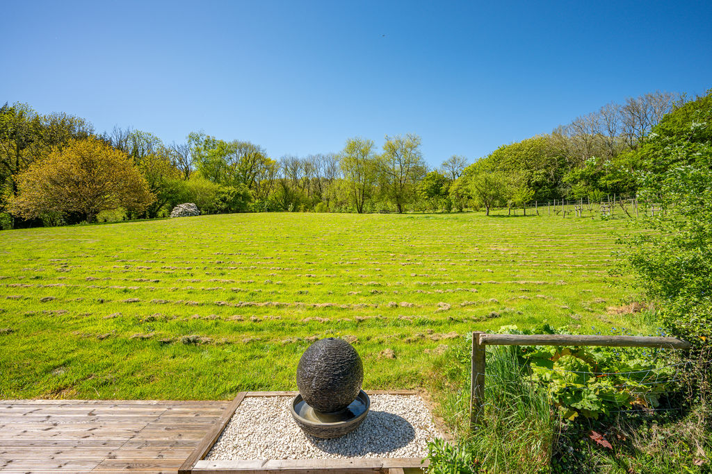 Grounds- click for photo gallery